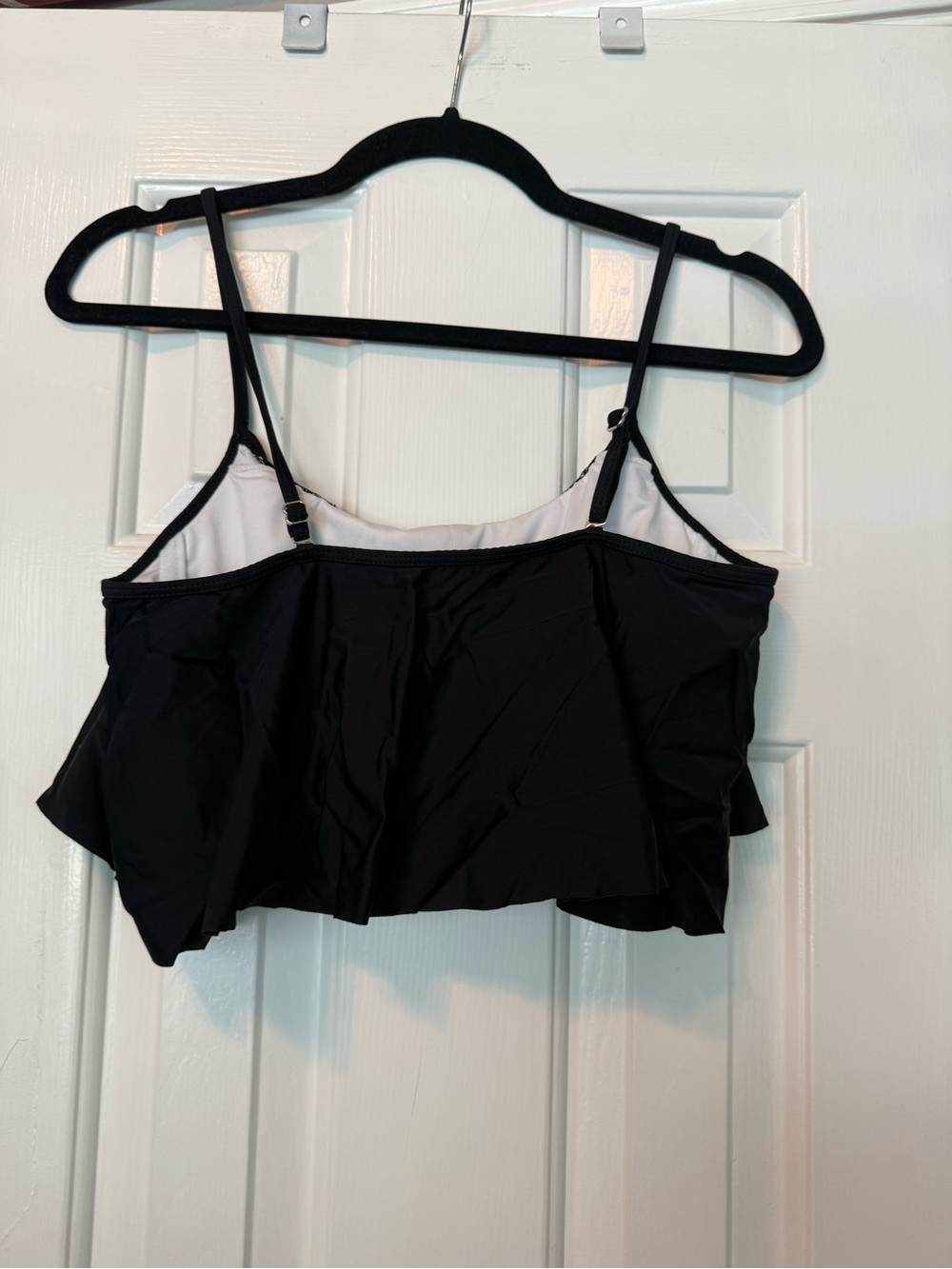 🖤🤎 CUPSHE Bikini Top Bundle (2) | Black & Nude Ruffle Flounce Swim | Large - Picture 3 of 9